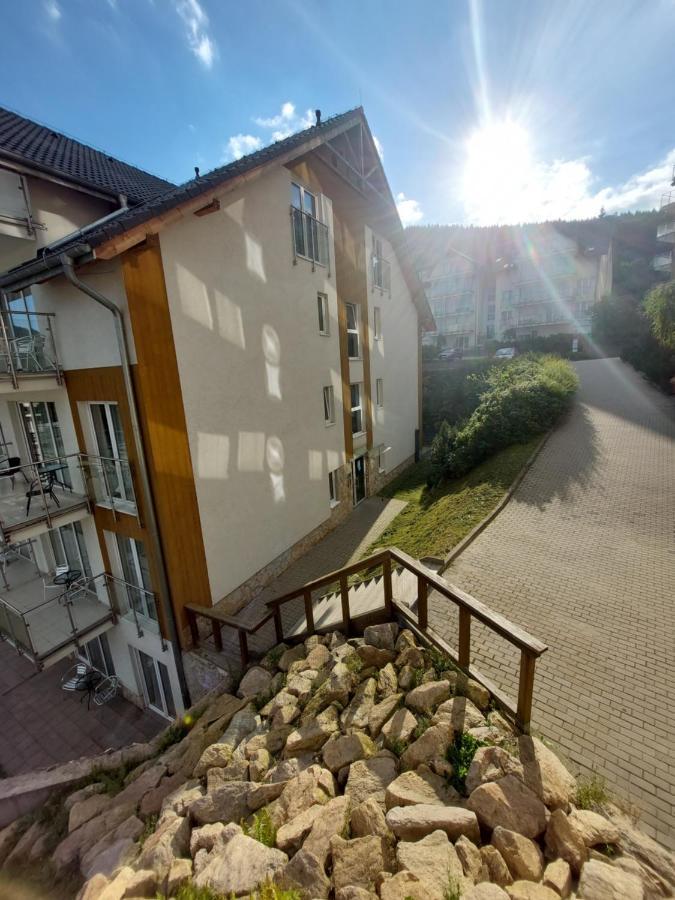 Sienna Czarna Gora Stubai 5